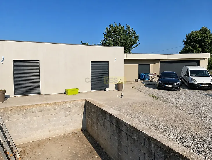 main-listing-picture-0