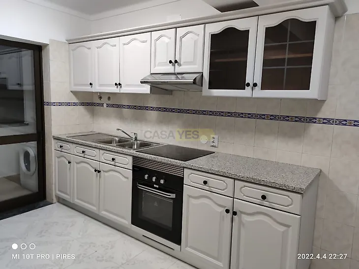 main-listing-picture-0