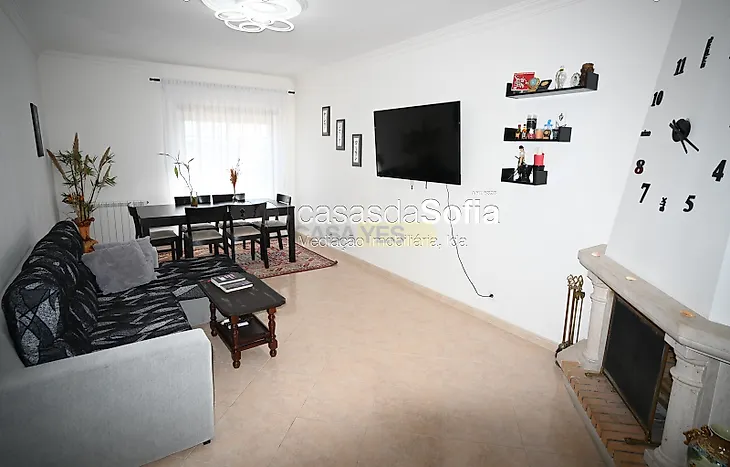 main-listing-picture-0