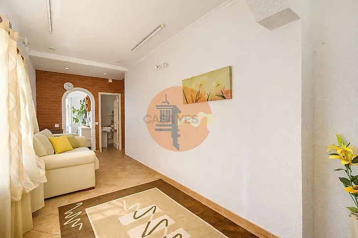 main-listing-picture-0