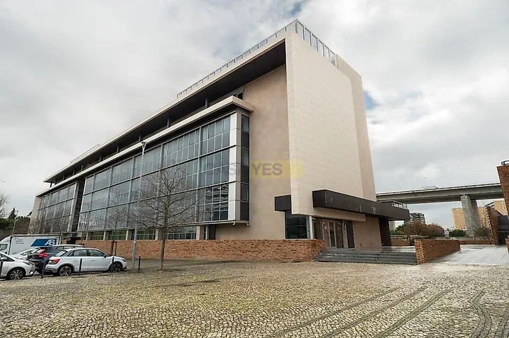 main-listing-picture-0