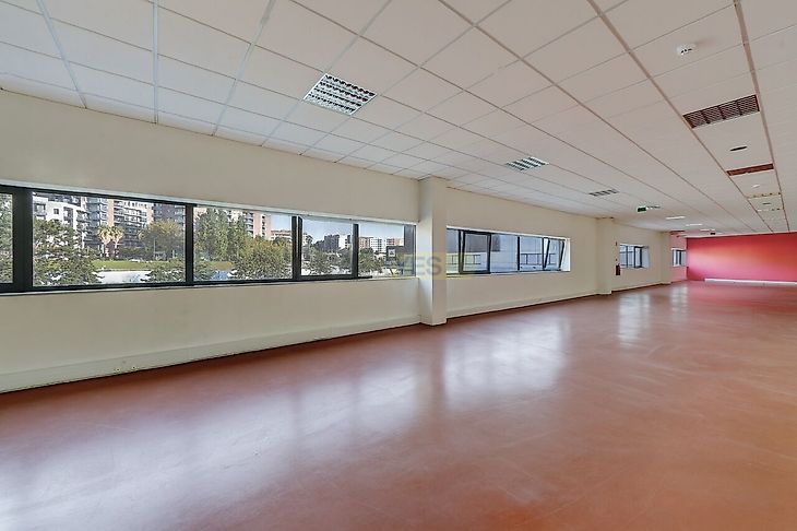 main-listing-picture-0