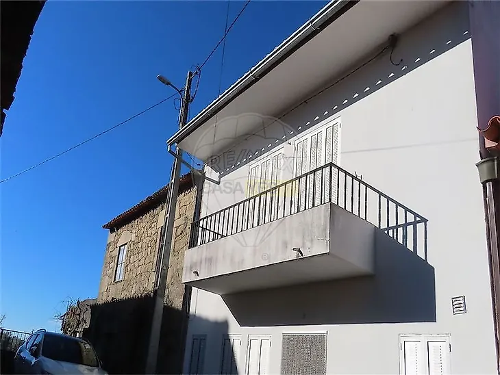 main-listing-picture-0