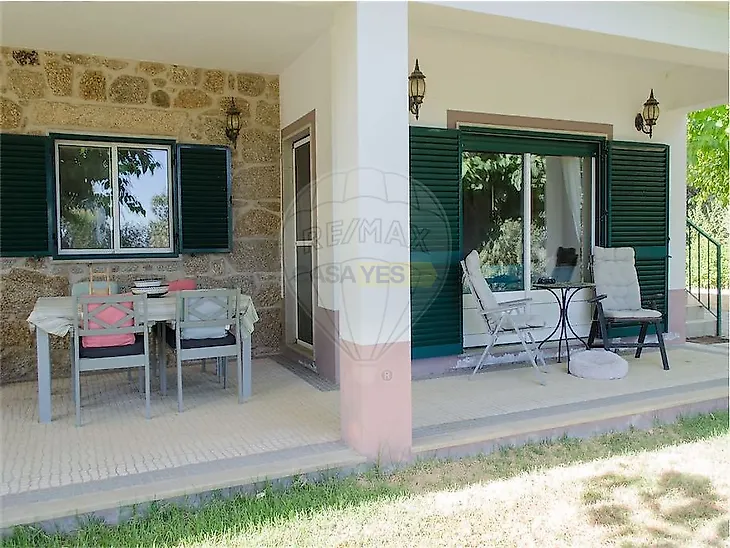 main-listing-picture-0