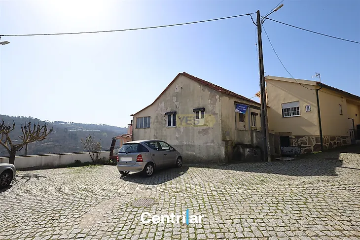 main-listing-picture-0