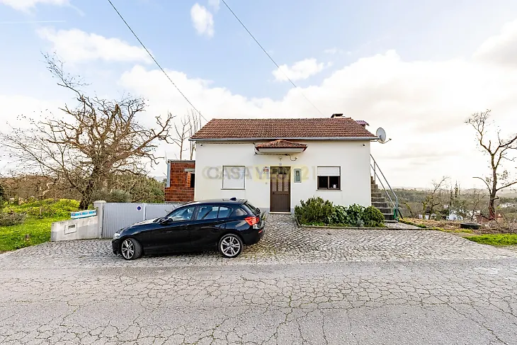 main-listing-picture-0