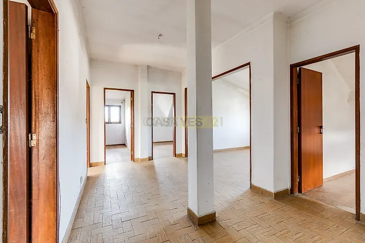 main-listing-picture-0