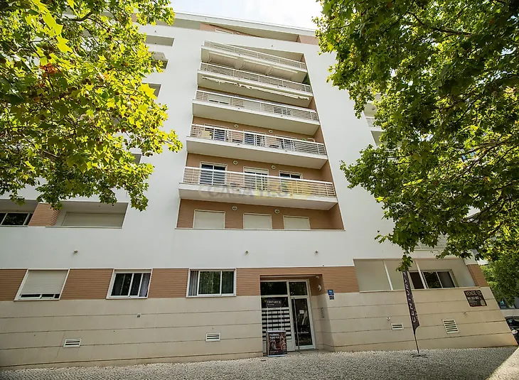 main-listing-picture-0