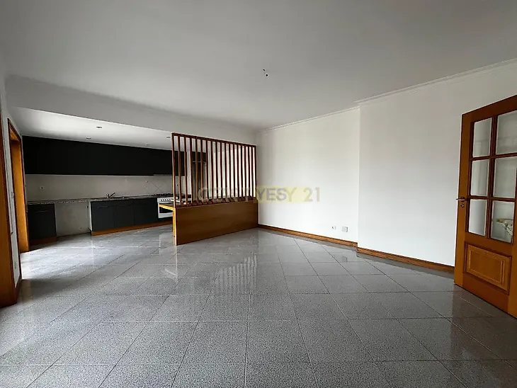 main-listing-picture-0