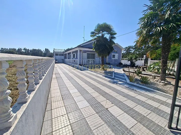 main-listing-picture-0