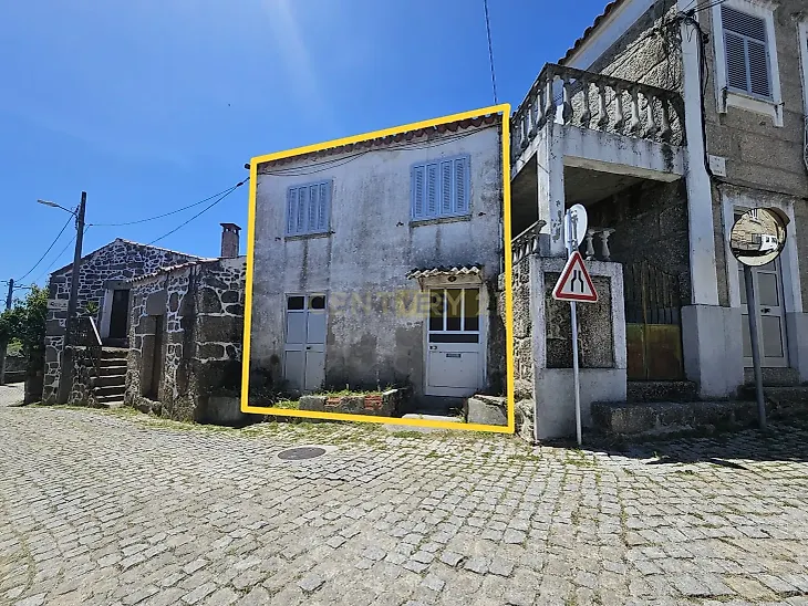 main-listing-picture-0