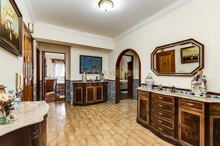 main-listing-picture-0