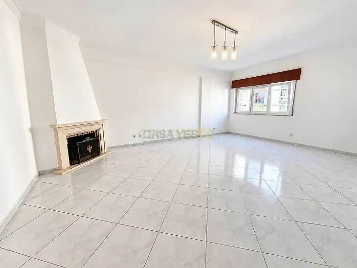 main-listing-picture-0