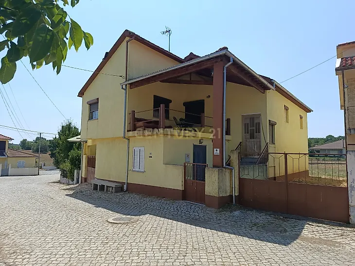 main-listing-picture-0