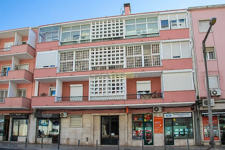 main-listing-picture-0