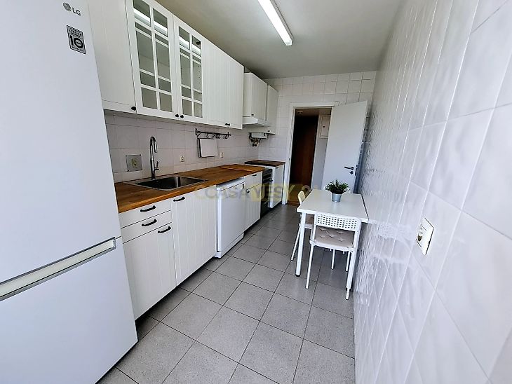 main-listing-picture-0