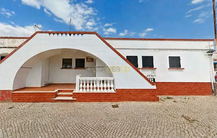 main-listing-picture-0