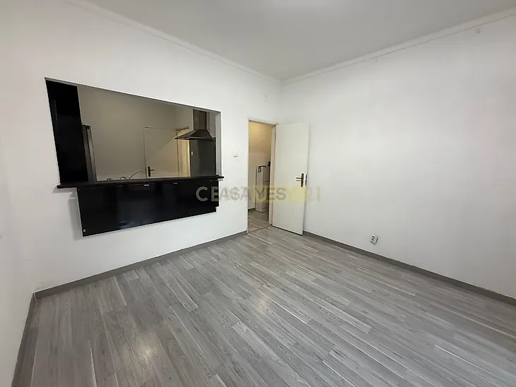 main-listing-picture-0