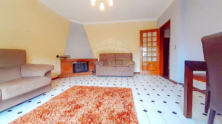 main-listing-picture-0