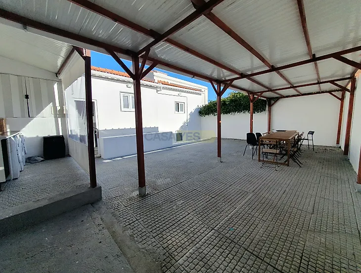 main-listing-picture-0