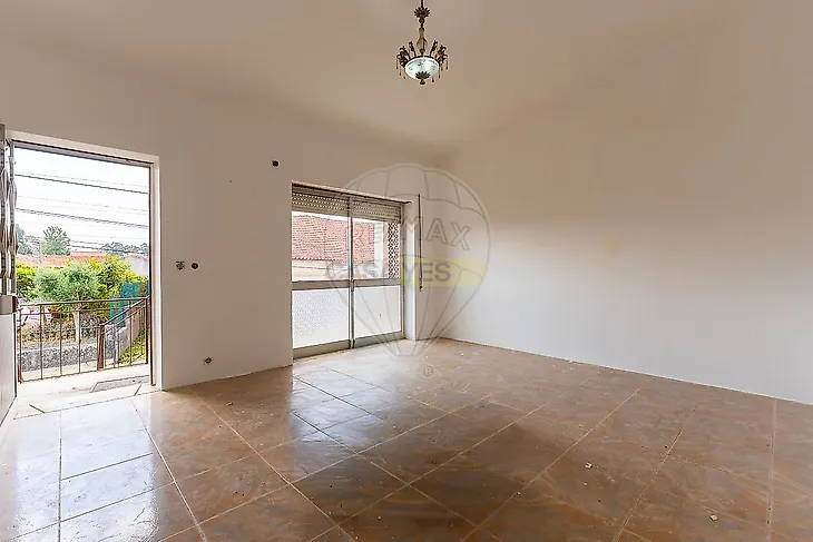 main-listing-picture-0