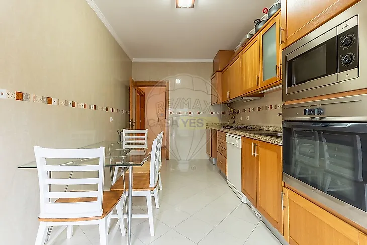 main-listing-picture-0