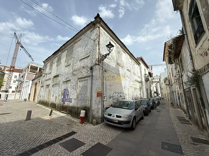 main-listing-picture-0