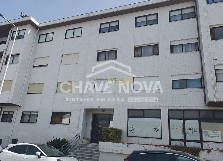 main-listing-picture-0