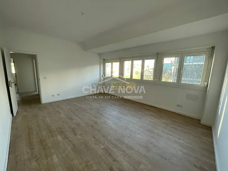 main-listing-picture-0