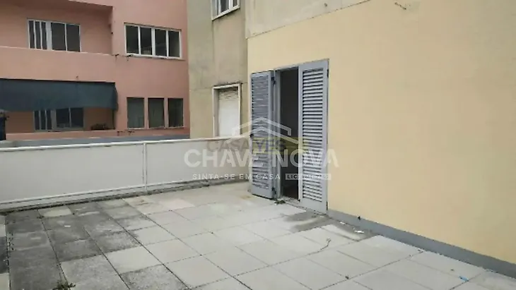 main-listing-picture-0