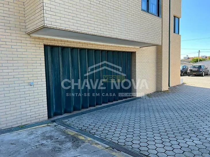 main-listing-picture-0