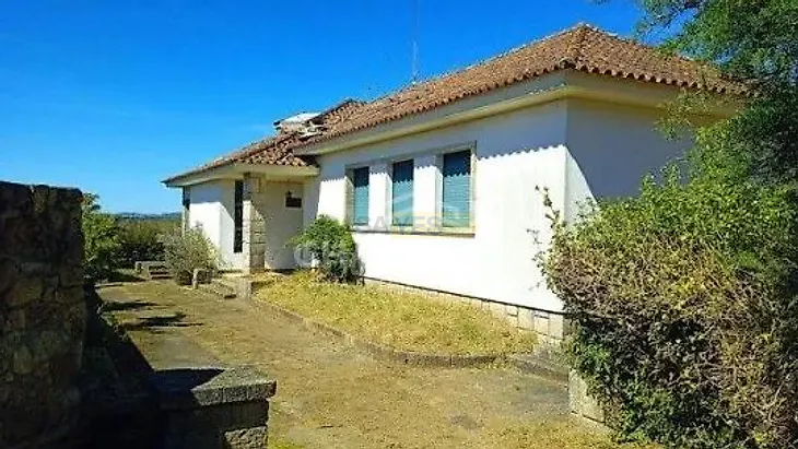 main-listing-picture-0