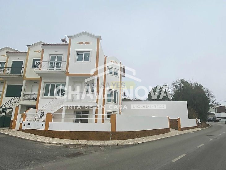 main-listing-picture-0