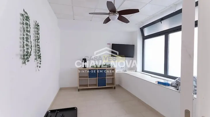 main-listing-picture-0