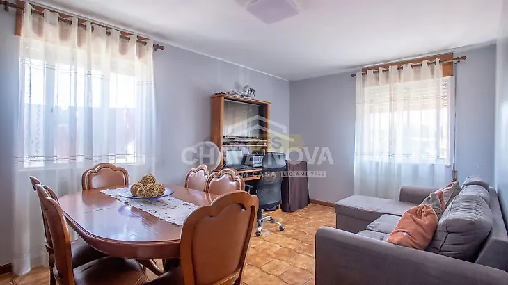 main-listing-picture-0