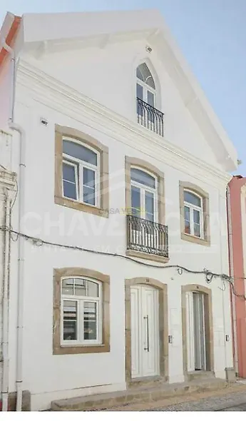 main-listing-picture-0