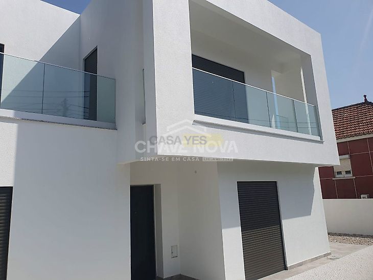 main-listing-picture-0