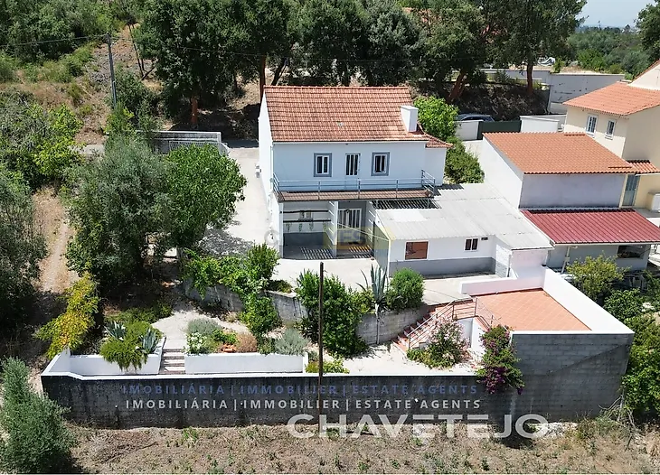 main-listing-picture-0