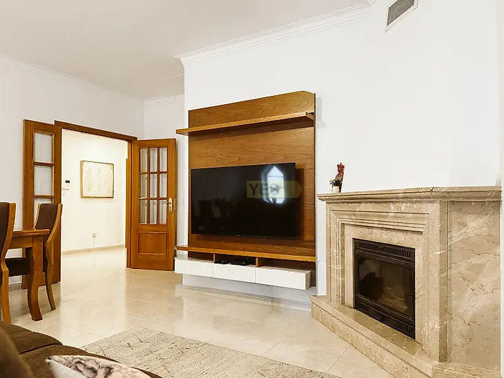 main-listing-picture-0
