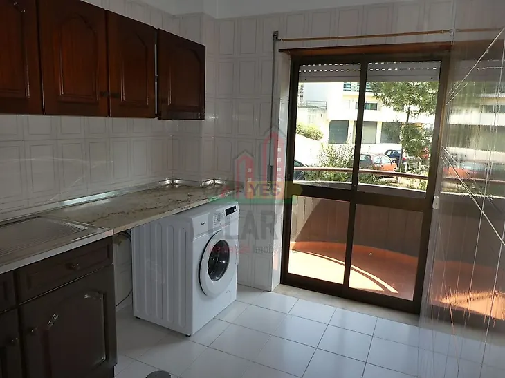 main-listing-picture-0