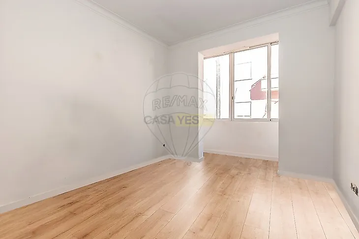 main-listing-picture-0
