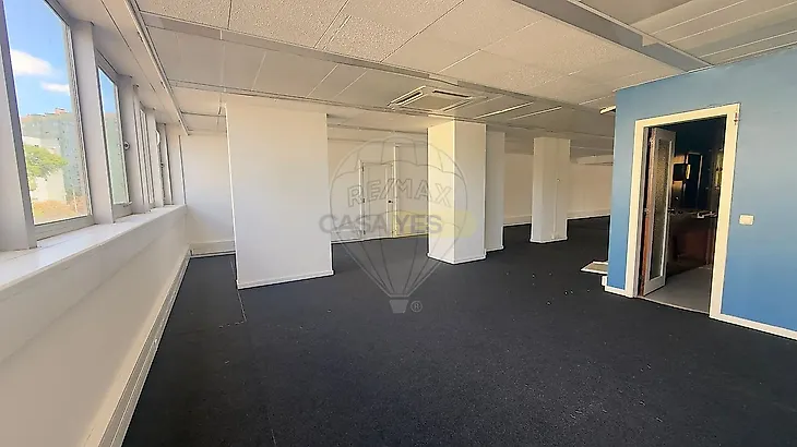 main-listing-picture-0