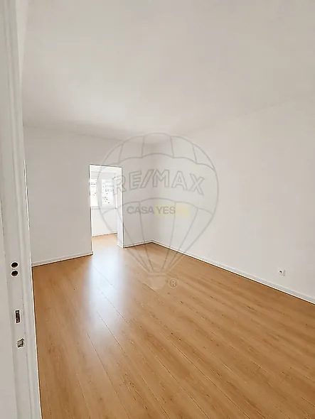 main-listing-picture-0