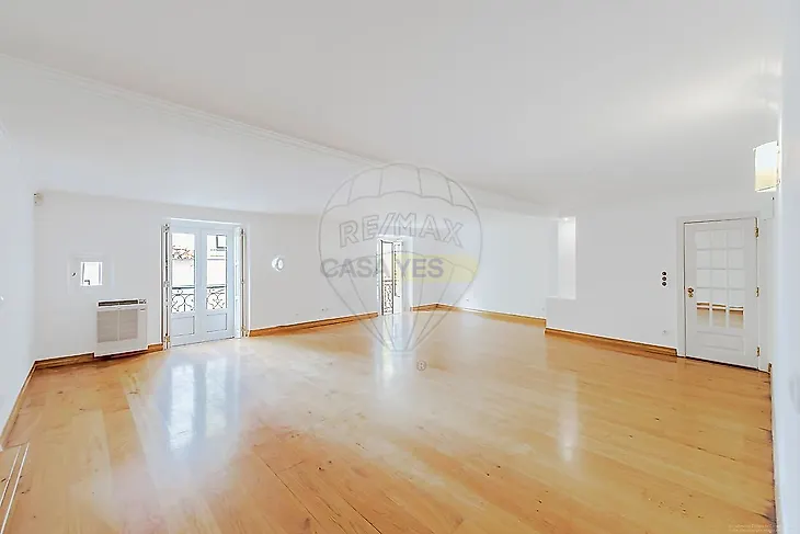 main-listing-picture-0
