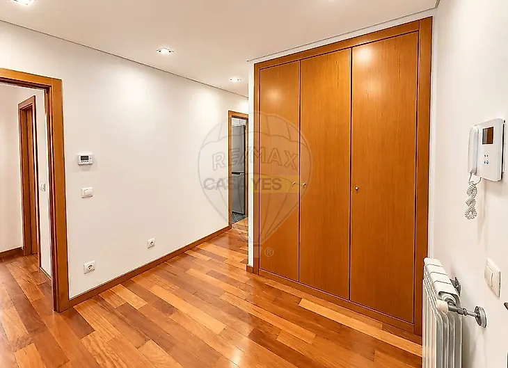 main-listing-picture-0