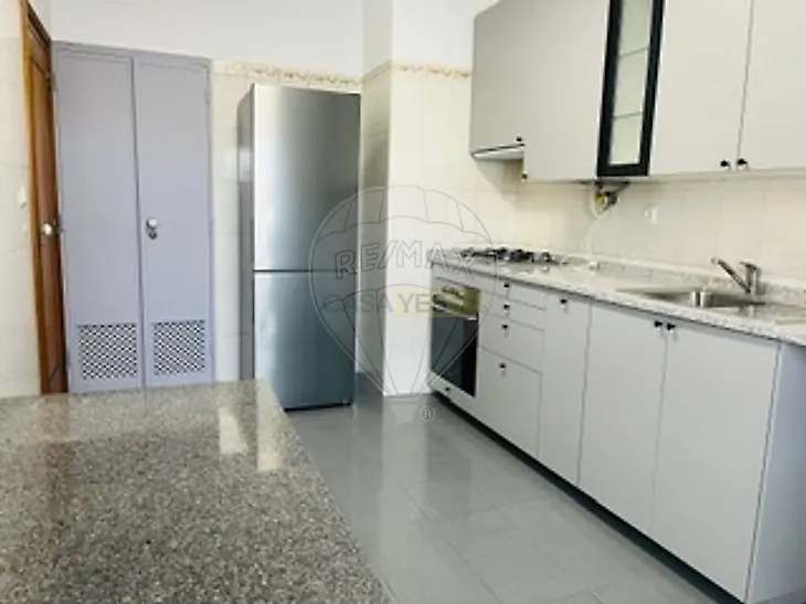main-listing-picture-0