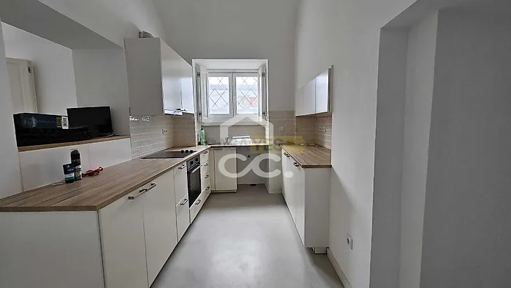 main-listing-picture-0