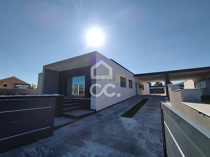 main-listing-picture-0