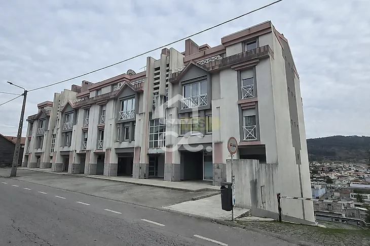 main-listing-picture-0