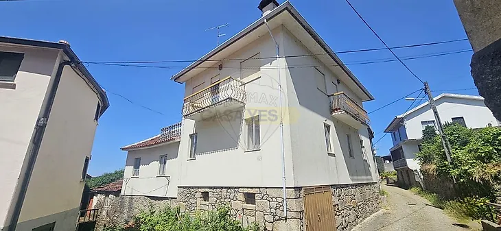 main-listing-picture-0